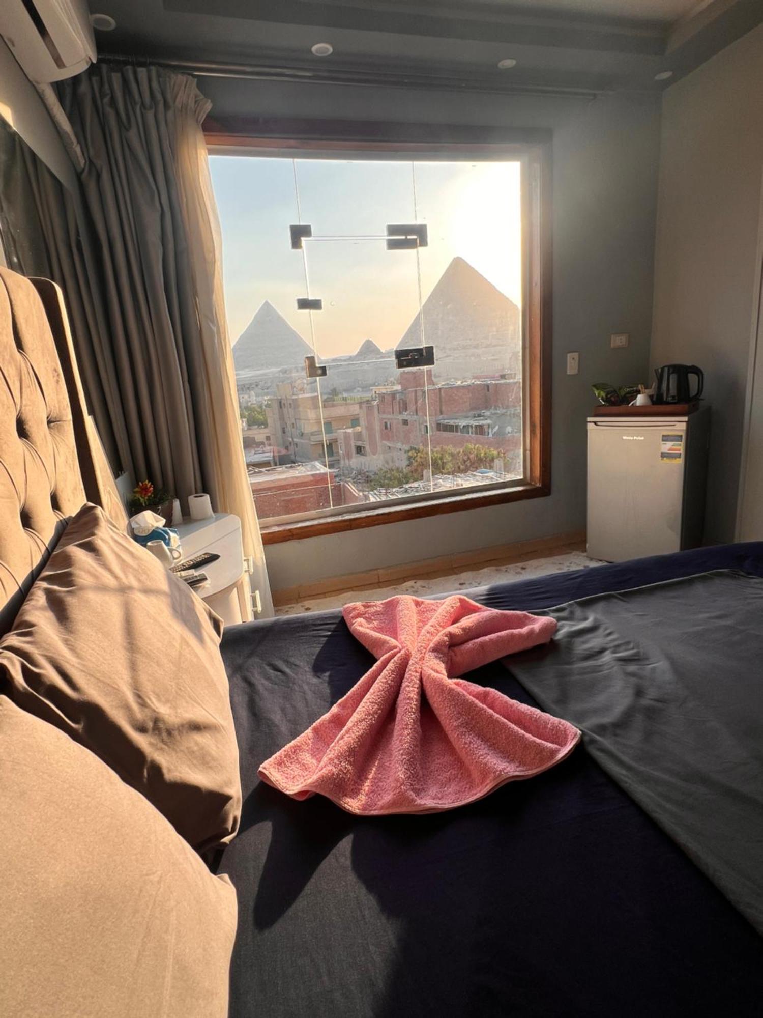 Imhotep Pyramids View Inn Kafrat al Jabal Exterior foto